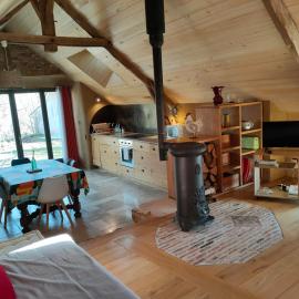 Le Zegathan, Gîte de caractère avec piscine, Hotel in Béduer