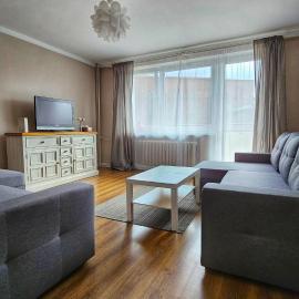 Przytulne mieszkanie/Cosy flat Chorzów، فندق في شورزوف