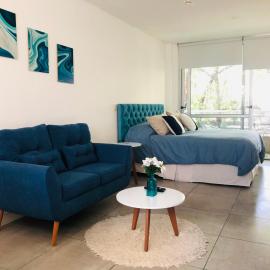 Cañitas a metros del Campo de Polo - Cochera - 2 pax - By BUMEN, מלון בבואנוס איירס