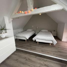 maison F3 « Ô meublé de Pithiviers » 6 lits- 7 personnes, hotel en Pithiviers