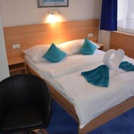 Hotel O.K. 1, hótel í Beroun