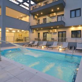 MAK Apartments, hotell i Leptokarya