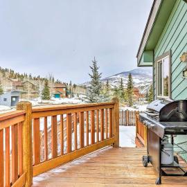 Silverthorne Ski Base w/ Mtn Views: Walk to Trails, hotel en Silverthorne