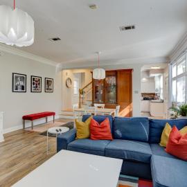 Memphis में, होटल Hip and Spacious Midtown Cottage near Beale Street