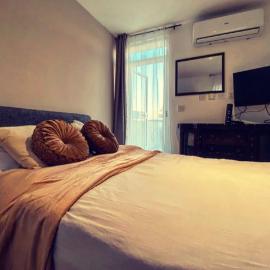 Malta Suites، فندق في سنجليا