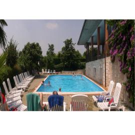 Residence Miralago Rooms & Apartments, khách sạn ở Manerba del Garda