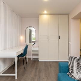 Cozy Stylish Studio Apartment with FREE Parking by Centralapartments