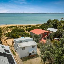 SilverTide Retreat, hotel u gradu Rhyll