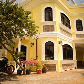 Villa Italia Hotel, hotel in Sorsogon