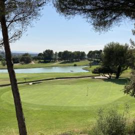 LA PERLE DE PROVENCE-Magnifique Vue CLIM LINGE Golf Saumane 6P Piscine Tennis