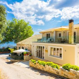 Villa Nikolakis Kerasia, on the beach