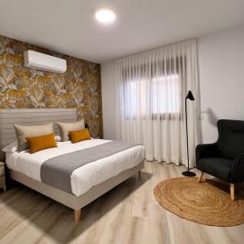 Apartamentos Doña Emilia, hotel v Adejah