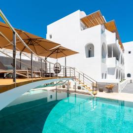 Deluxe Suites Santorini, hotel v destinácii Fira
