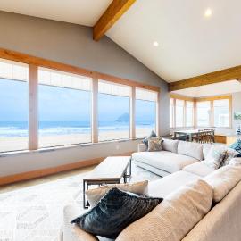 Pacific City Ocean Front Escape