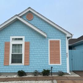 Barefoot Bungalow - Pet Friendly- 2 Bdrm Townhome, hotel di Corpus Christi