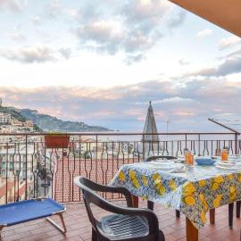 2 Bedroom Nice Apartment In Giardini Naxos