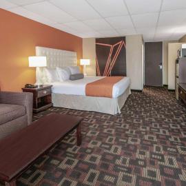 오클라호마 시티에 위치한 호텔 Howard Johnson by Wyndham Oklahoma City OKC Airport, Near Fairgrounds, I40- FREE FULL HOT BREAKFAST