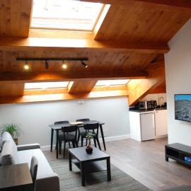 Altar Suites Caño Badillo by gaiarooms, hotel u Leonu