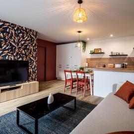 Jolie Maison de ville proche centre-ville – hotel w Awinionie