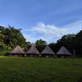 Pekkae ecolodge and cafe, Hotel in Libua