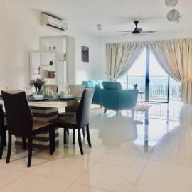 2 bedder Seaview condo with Wifi near Legoland for 6 pax, hotel in Nusajaya