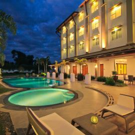 The Harvest Hotel Managed by HII, hótel í Cabanatuan