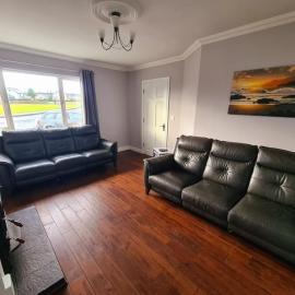 Bundoran Seaside Stays House - WiFi, large spacious home, hotel a Bundoran