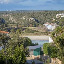 Modernes Apartment mit traumhaftem Blick Vistamar3, Hotel in Cala en Porter