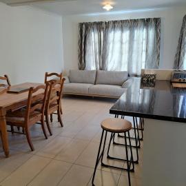 Richmond Central 3bdrm House sleeps 7, hotel a Richmond
