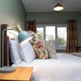 2-Bed Village Country Cottage with Free Parking and Pub - County Durham