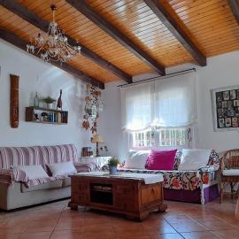 VIVENCIAS casa rural para 10 personas, hotel a Camuñas