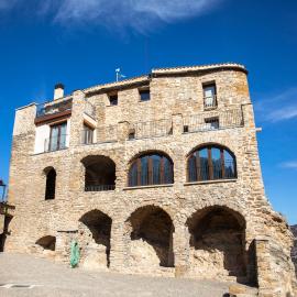 Casa Sanui. Apartaments turístics rurals, Hotel in Estorm