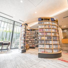 टोक्यो में, होटल QuintessaHotel TokyoHaneda Comic&Books
