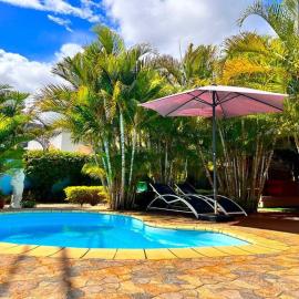 Swan Valley Residence, hotel in Baie du Tombeau