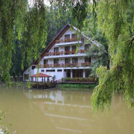 Guest house Lacul Linistit, hotel v destinaci Moneasa