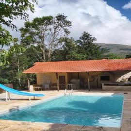 Casa acolhedora com lazer e espaço gourmet, Hotel in Petrópolis
