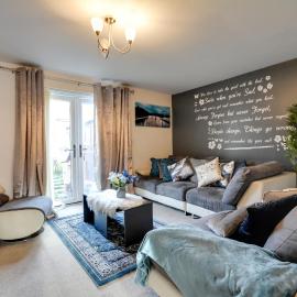 Three Bedroom House in Runcorn Close To The Lake with Free Parking, khách sạn ở Runcorn