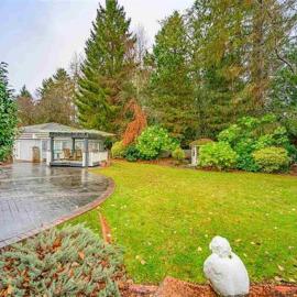 Ocean Park B&B, hotel in Surrey