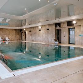 Apartament Turkusowy - basen, sauna, klimatyzacja, hotel in Dziwnów