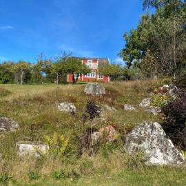 Naturnära hus utanför Reftele närhet till Isaberg och High Chaparral, hotelli kohteessa Reftele