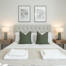 Southview Stays - Three bedroom House, hotel in Chester