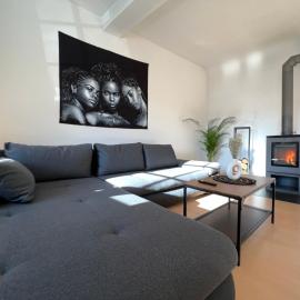 Romantisches Kamin-Apartment by Rabe - Gartenabteil, Smart-TV, Netflix