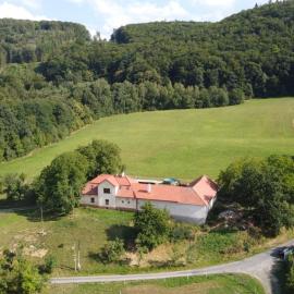 Růžičkův dvůr, hotel em Hranice