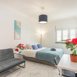 Happy Holiday Cascais - Home, hotel in Cascais