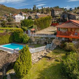 GuestReady - Quintinha casas do jardim 2, Hotel in Arcos de Valdevez