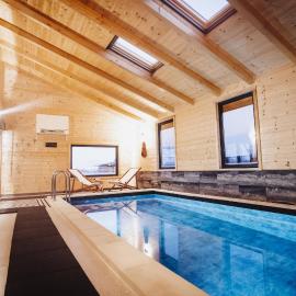 Holiday Home Nightswim Inn, hotel in Vrbovec