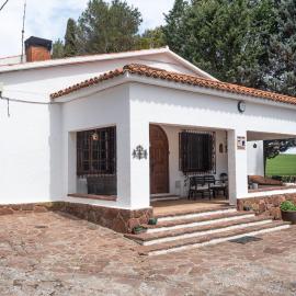 Dehesa Vieja Casa Rural, khách sạn ở Alarcón