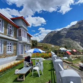 Lahaul Home Stay Sumnam, hotel di Tāndi