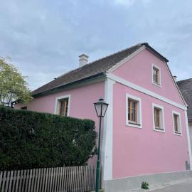 Altes Winzerhaus in der Wachau - neu renoviertes Haus mit Terrasse, viešbutis mieste Diurnšteinas
