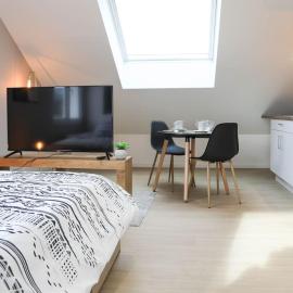 L'atticisme : Jacuzzi & Parking, hotel a Voiron